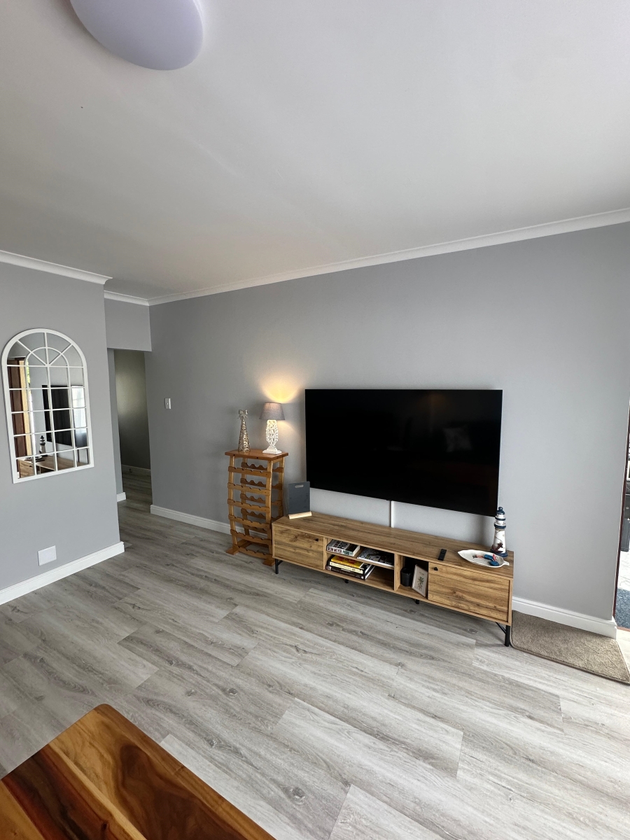 2 Bedroom Property for Sale in Strand North Western Cape
